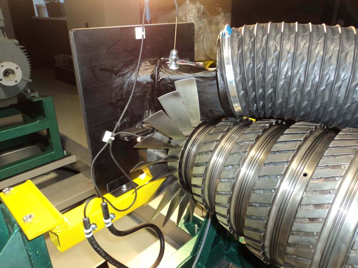 Aerodynamic inhomogeneity of the compressor blade grid testing set. Back view